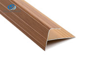 F a formé T6 l'escalier qu'en aluminium flairant le bord équilibrent le revêtement en bois de poudre de préparation de surface de grain