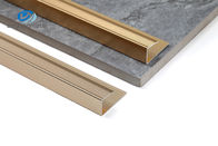 L'équilibre en aluminium T6 de bord du plancher 6063 a gâché antidérapage pour la décoration à la maison