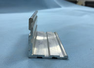 les profils en aluminium de fenêtre de tissu pour rideaux de 28mm le moulin de crampon de centre de la résistance à l'usure C28 fini