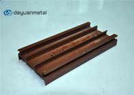 L'aluminium en bois de grain de l'alliage 6063 profile la forme adaptée aux besoins du client par longueur de 5,98 mètres