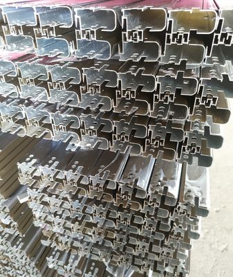 Profilés en aluminium à fenêtre coulissante, revêtement en poudre, bronze, Afrique du Sud