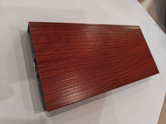 Profilés d'extrusion d'aluminium 6063 avec grain en bois et texture sur mesure